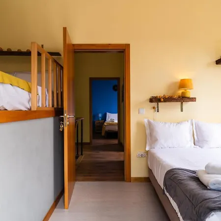 Pensión Guestready - Rustic Charm In Peaceful Madeira